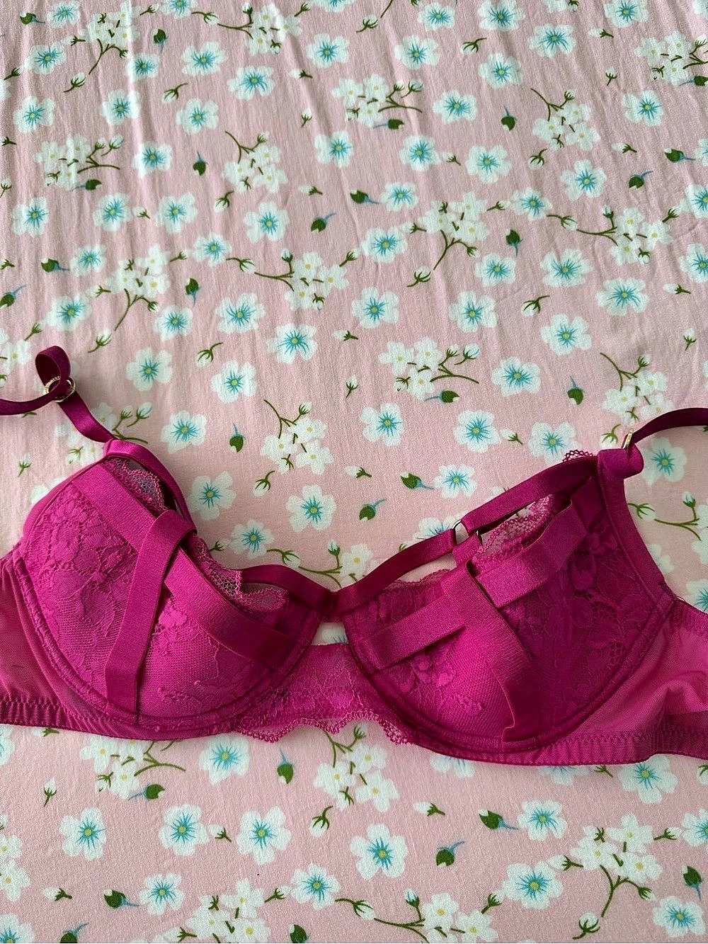 Intimissimi Pink Lace Underwire Bra 34B, Like New